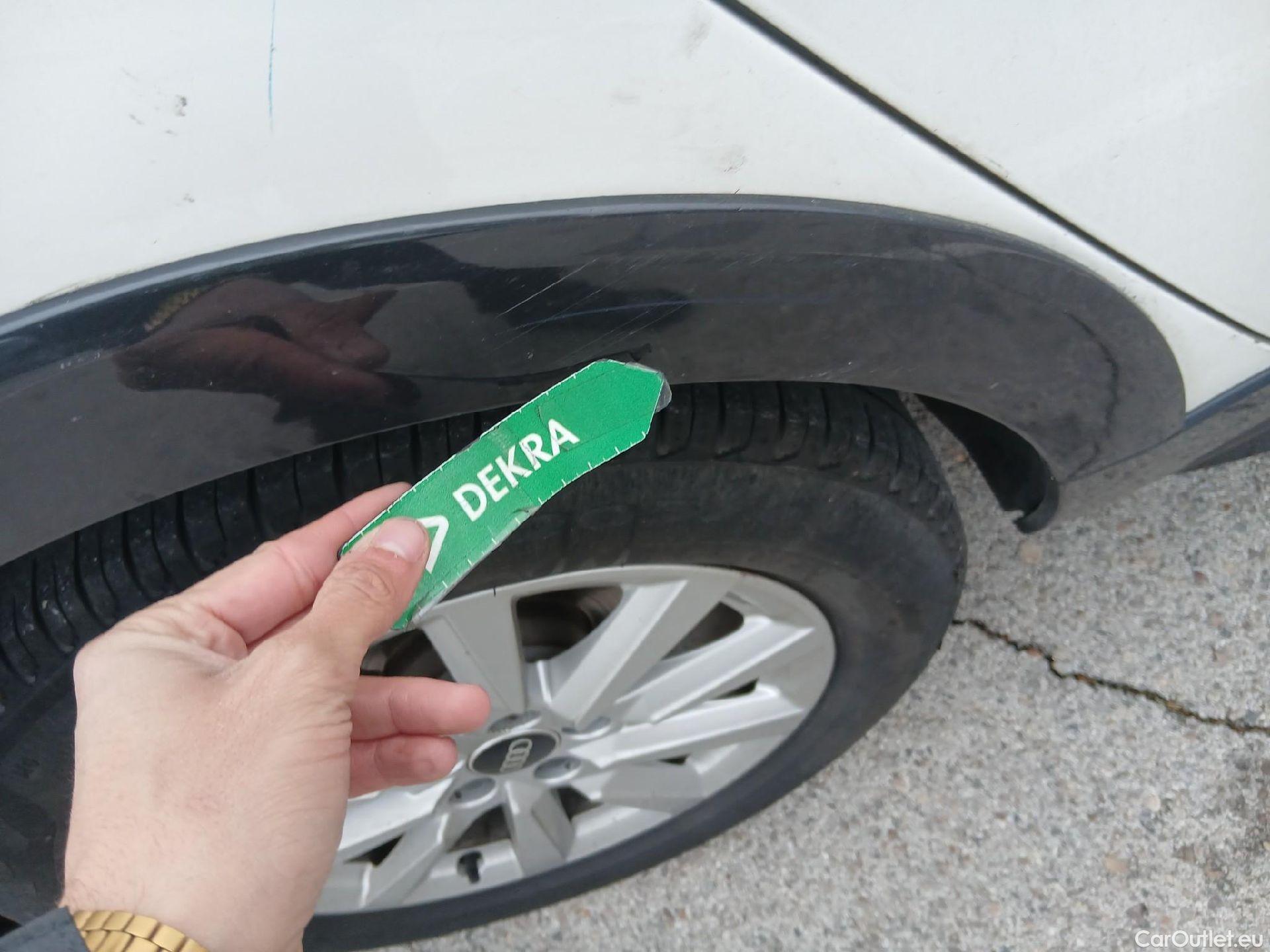  Audi  A1 Sportback AUDI A1 / 2018 / 5P / berlina con portón citycarver 30 TFSI 81kW (110CV) #30