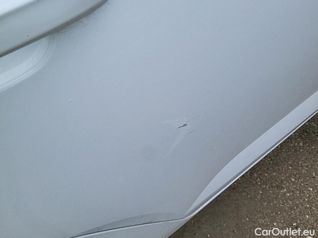  Volkswagen  Polo VOLKSWAGEN  / 2021 / 5P / berlina con portón Life 1.0 TSI 70kW (95CV) #12