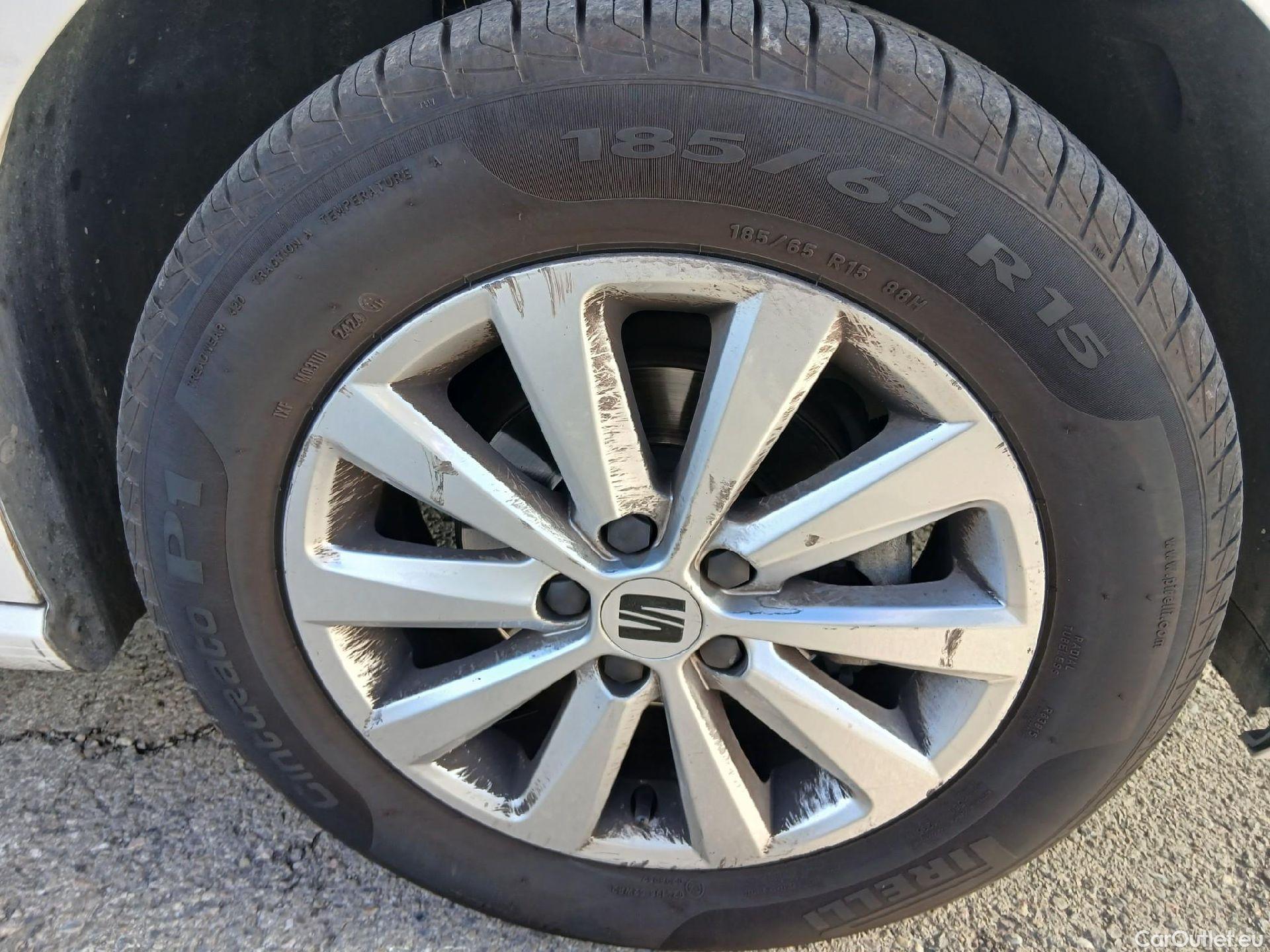  Seat  Ibiza SEAT  / 2017 / 5P / berlina con portón 1.0 TGI 66kW (90CV) Style Go2 GNC #19