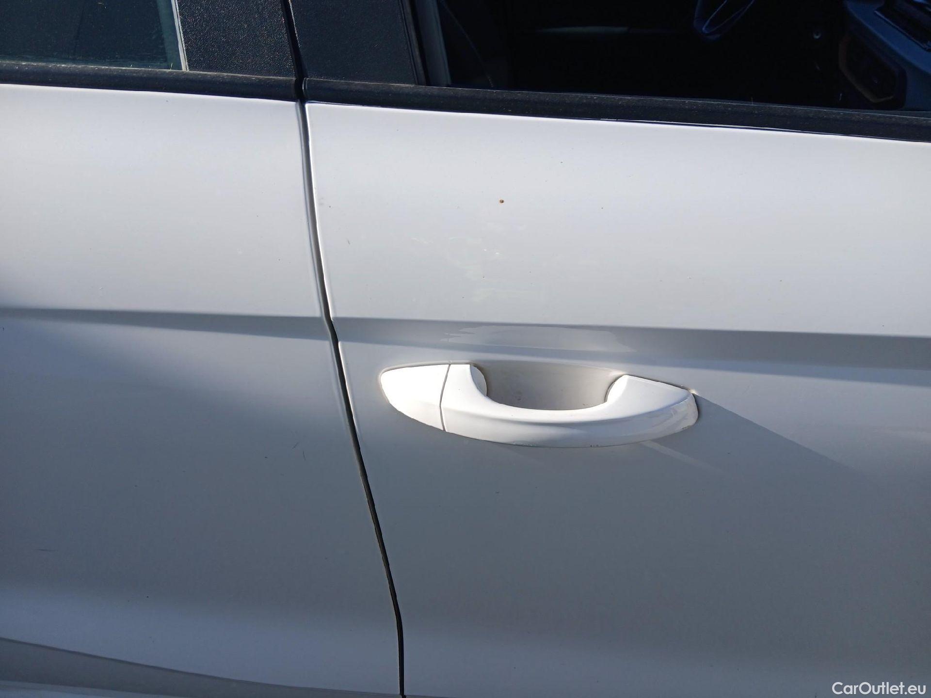  Seat  Ibiza SEAT  / 2017 / 5P / berlina con portón 1.0 TGI 66kW (90CV) Style Go2 GNC #15