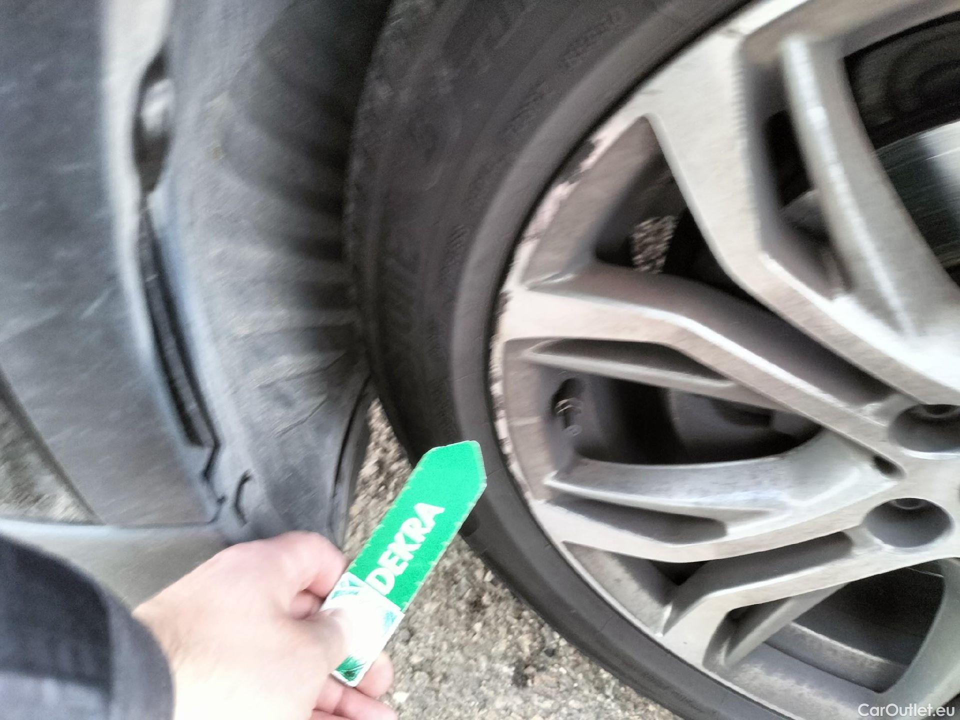  Bmw  X2 BMW   sDrive18i (CX3) #14