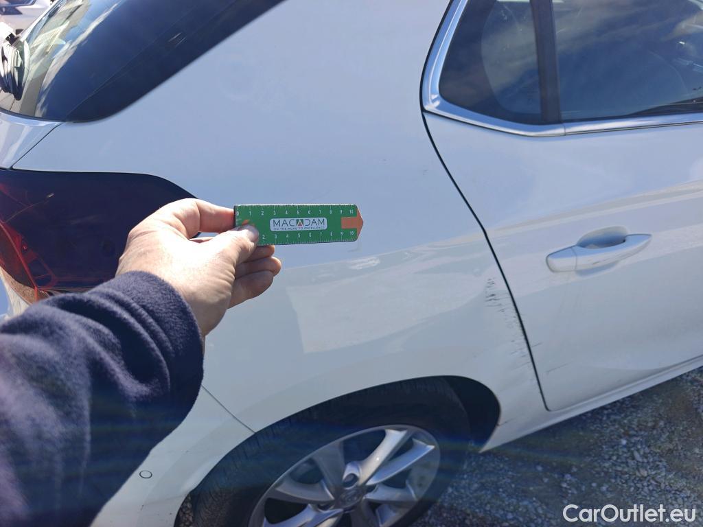  Opel  Corsa OPEL  1.2T XHL 74kW (100CV) Elegance #1