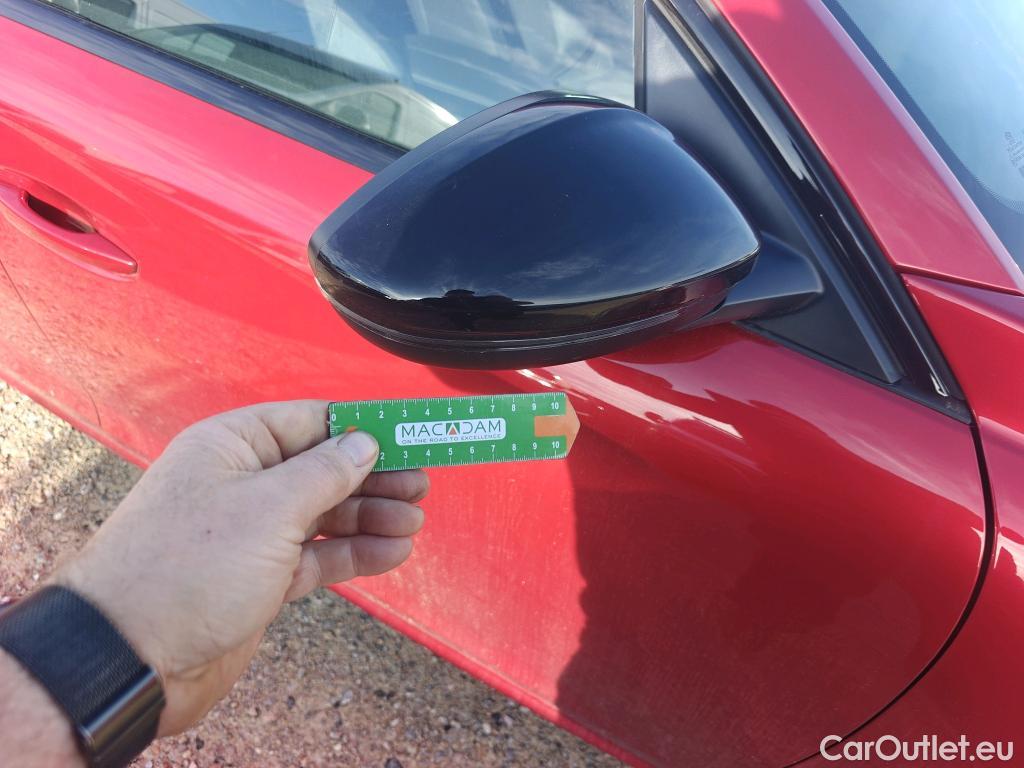  Peugeot  508 PEUGEOT  / 2018 / 5P / familiar SW Allure Pack BlueHDi 130 S&S EAT8 #33