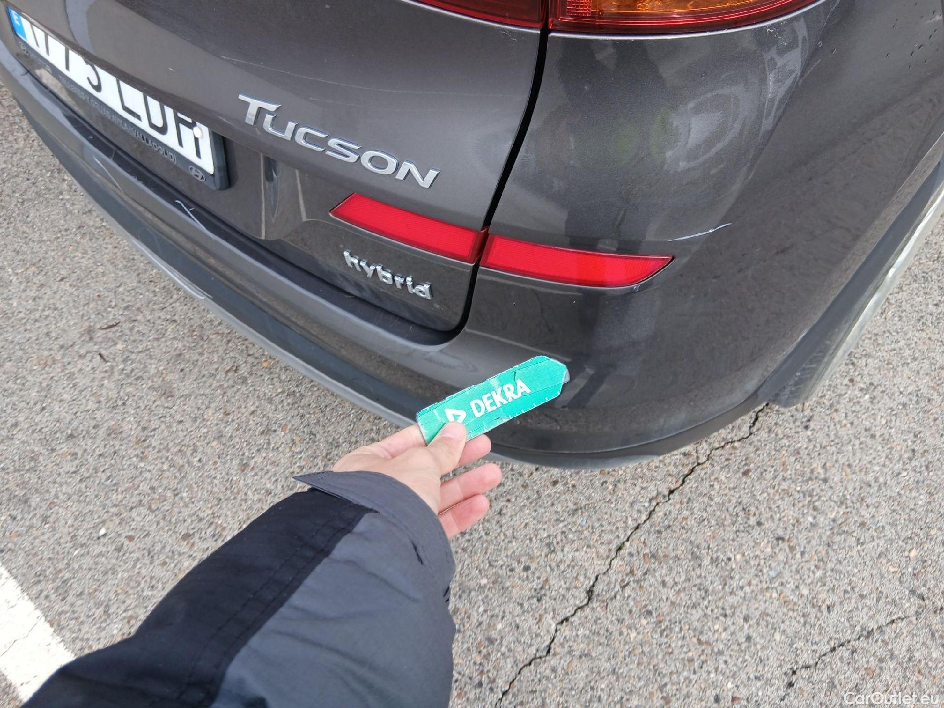  Hyundai  Tucson HYUNDAI  / 2018 / 5P / todoterreno 1.6 CRDI 85kW (116CV) 48V SLE 4X2(SP)(SL) #31