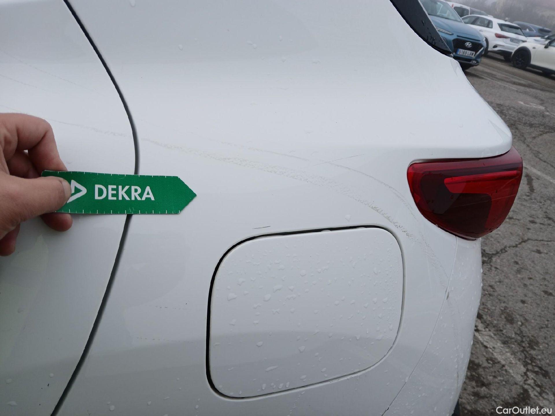  KIA  STONIC KIA  / 2017 / 5P / todoterreno 1.0 T-GDi 74kW (100CV) MHEV iMT Drive #21