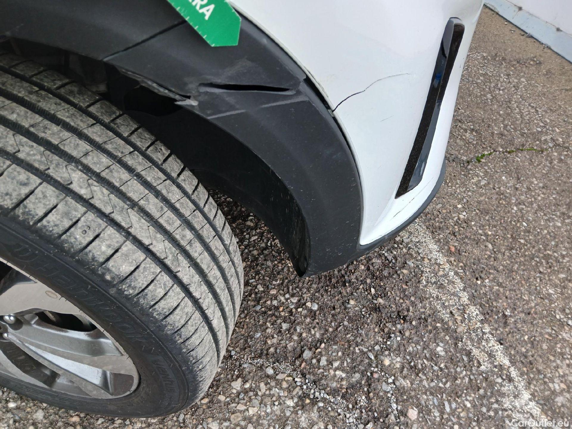  KIA  STONIC KIA  / 2017 / 5P / todoterreno 1.0 T-GDi 74kW (100CV) MHEV iMT Drive #43