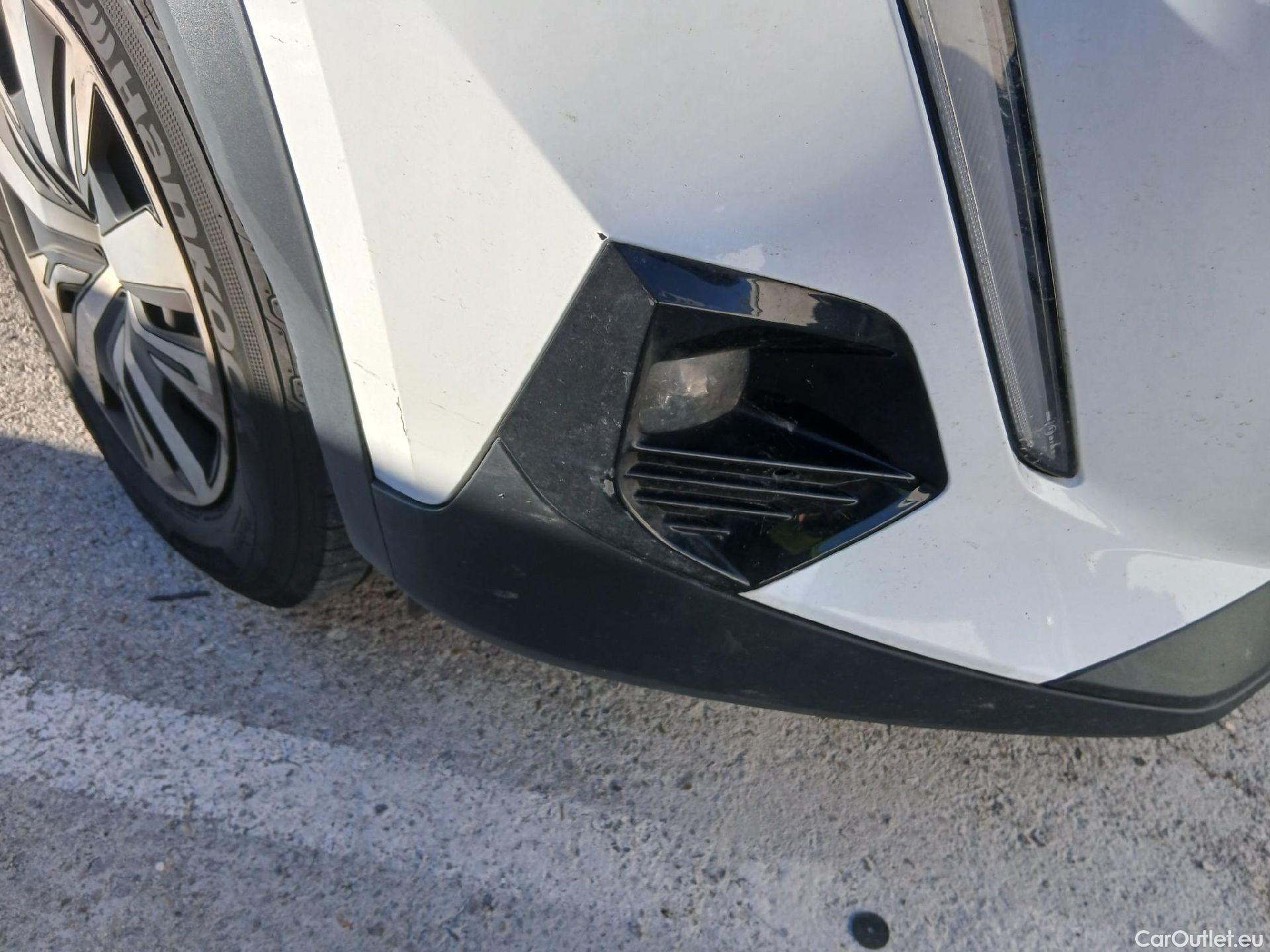  Peugeot  2008 PEUGEOT  / 2019 / 5P / todoterreno Active BlueHDI 81kW (110CV) #7