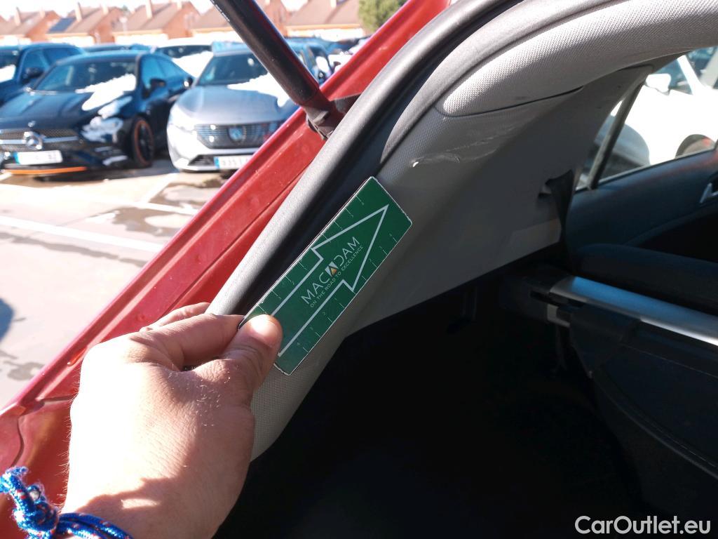  KIA  Sportage KIA  / 2018 / 5P / todoterreno 1.6 CRDi Concept 85kW (115CV) 4x2 #10