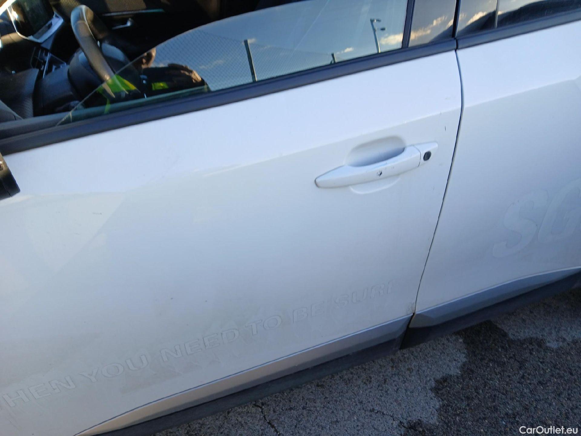  Peugeot  2008 PEUGEOT  / 2019 / 5P / todoterreno Allure BlueHDI 81kW (110CV) #14