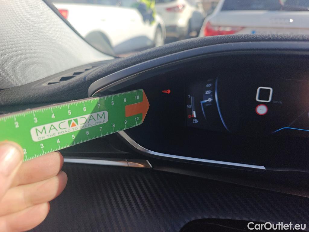  Peugeot  508 PEUGEOT  / 2018 / 5P / familiar SW Allure Pack BlueHDi 130 S&S EAT8 #30