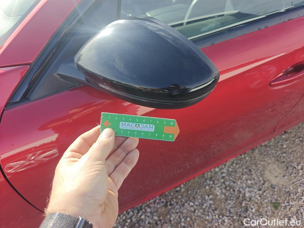  Peugeot  508 PEUGEOT  / 2018 / 5P / familiar SW Allure Pack BlueHDi 130 S&S EAT8 #25