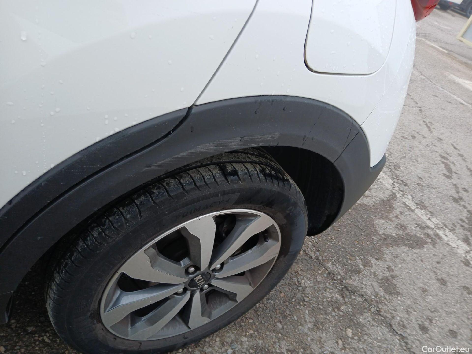  KIA  STONIC KIA  / 2017 / 5P / todoterreno 1.0 T-GDi 74kW (100CV) MHEV iMT Drive #18