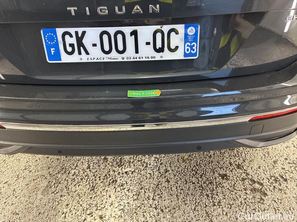  Volkswagen  Tiguan VOLKSWAGEN  / 2020 / 5P / SUV 1.4 eHybrid 245 DSG6 Life Business #27