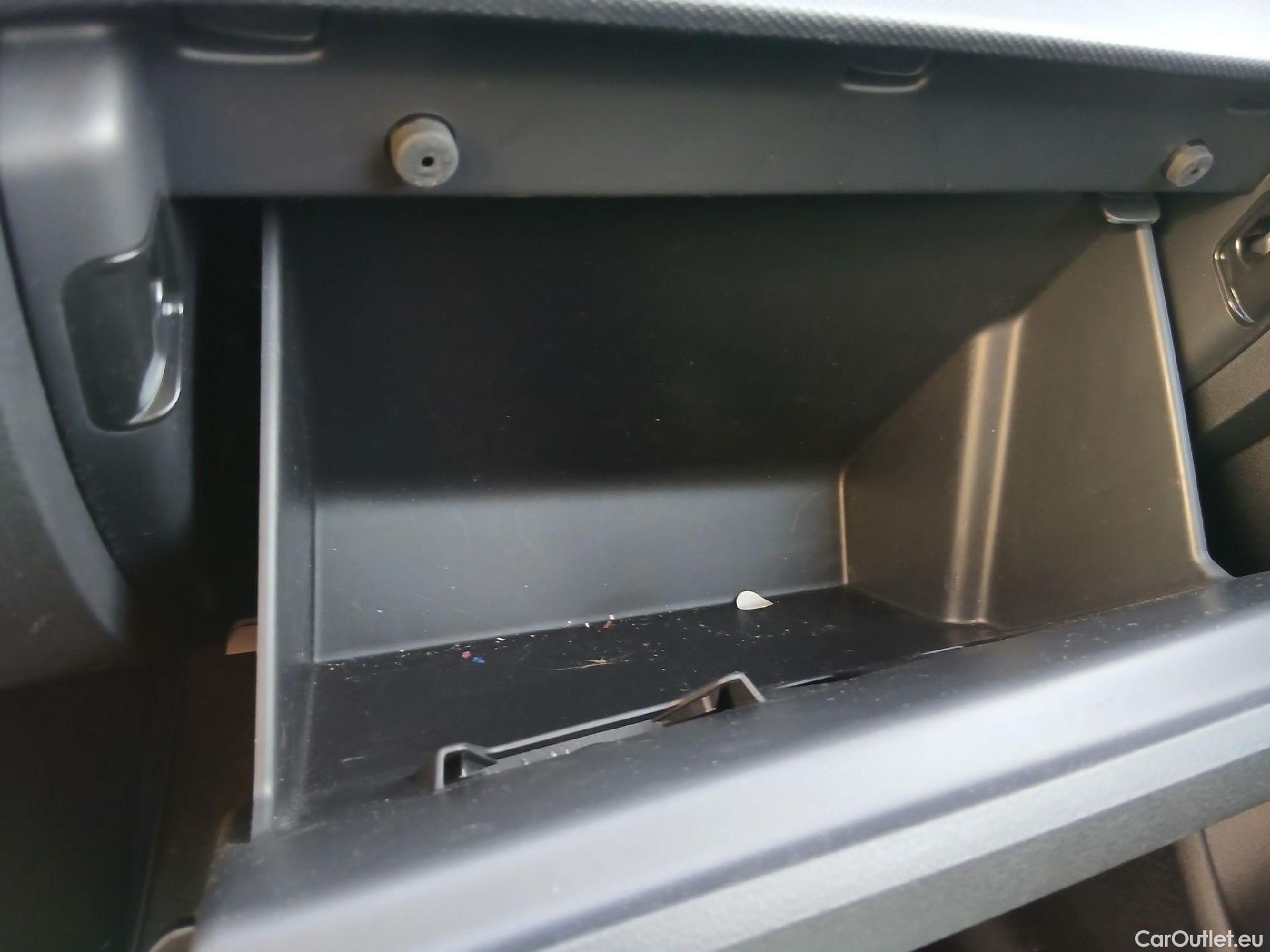  Skoda  Fabia  Essence 1.0 TSI 95CV MT5 6E #2