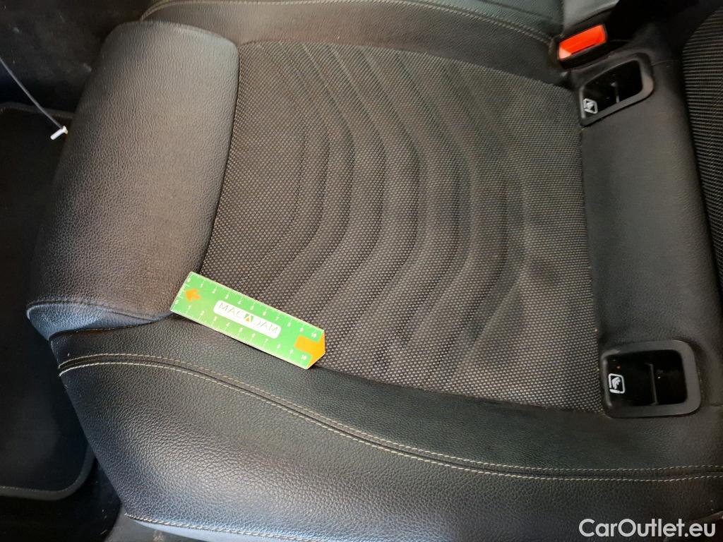  Mercedes  A-Klasse MERCEDES-BENZ Classe A 5p Berline A 180 d Business Line 7G-DCT #22