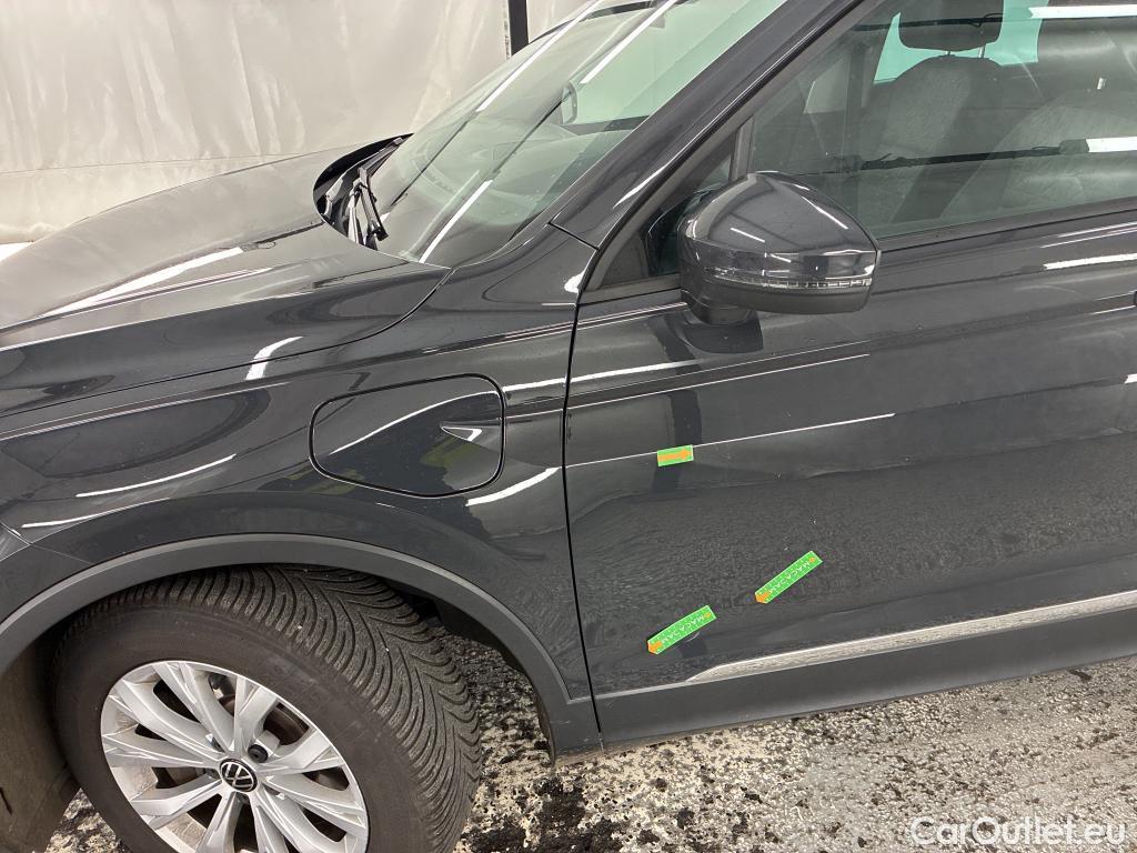  Volkswagen  Tiguan VOLKSWAGEN  / 2020 / 5P / SUV 1.4 eHybrid 245 DSG6 Life Business #11