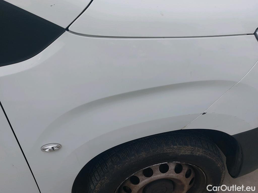  Opel  Combo OPEL  / 2018 / 3P / furgón derivado de turismo 1.5 TD 75kW (100CV) Express L H1 1000kg #33