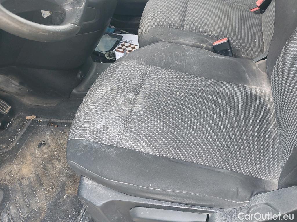  Opel  Combo OPEL  / 2018 / 3P / furgón derivado de turismo 1.5 TD 75kW (100CV) Express L H1 1000kg #29