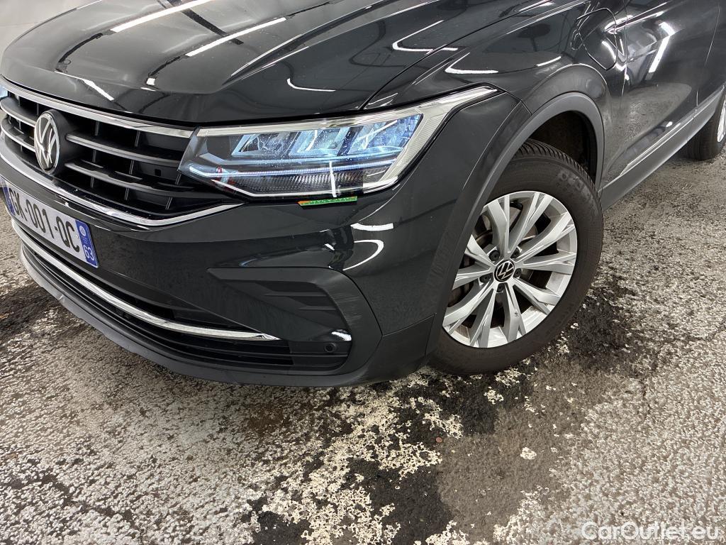  Volkswagen  Tiguan VOLKSWAGEN  / 2020 / 5P / SUV 1.4 eHybrid 245 DSG6 Life Business #22