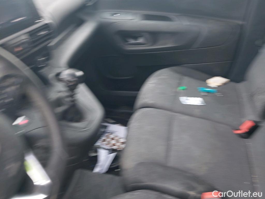  Opel  Combo OPEL  / 2018 / 3P / furgón derivado de turismo 1.5 TD 75kW (100CV) Express L H1 1000kg #56