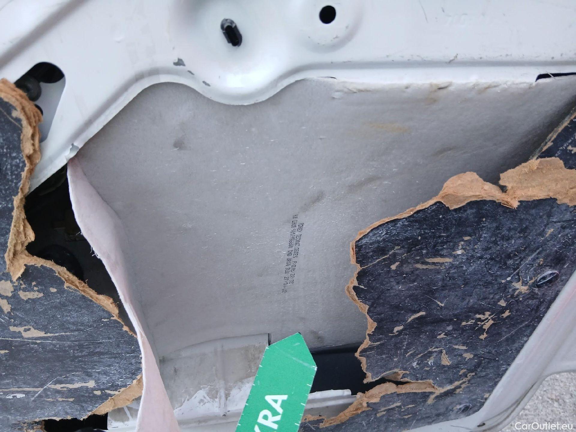  Opel  Vivaro OPEL  / 2019 / 4P / furgón 1.5 Diésel 74kW(100CV)M Std Exp #26