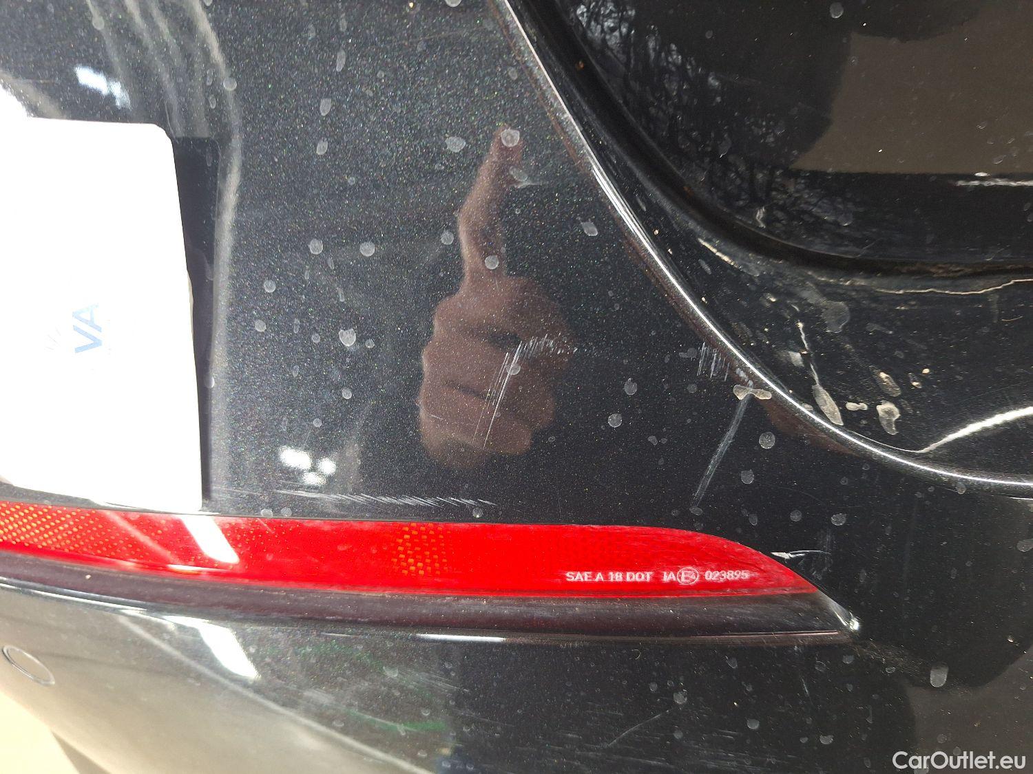  Bmw  Serie 1 BMW, 1-serie '19, BMW 1 Reeks Hatch 116d (85 kW) 5d #24