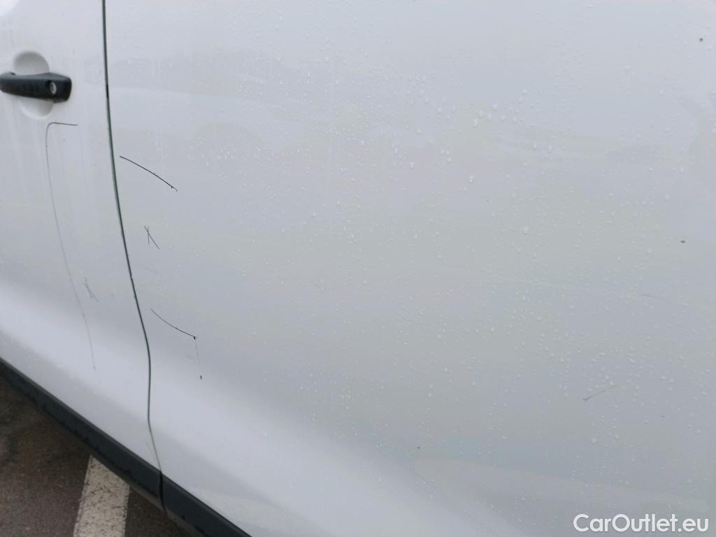  Opel  Vivaro OPEL  / 2019 / 4P / furgón 2.0 Diésel 110kW/150CV M Inc Innovation #7