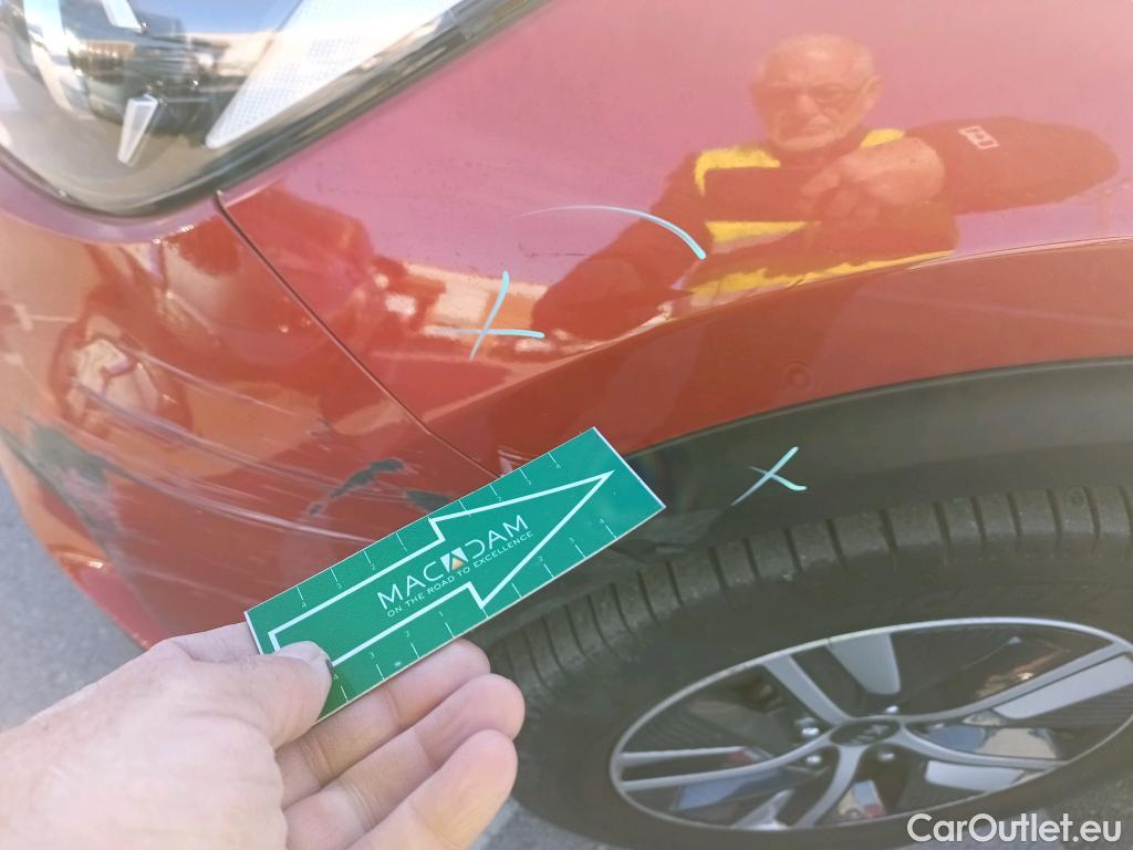  KIA  Niro KIA  / 2019 / 5P / crossover 1.6 GDi HEV 104kW (141CV) Drive #26