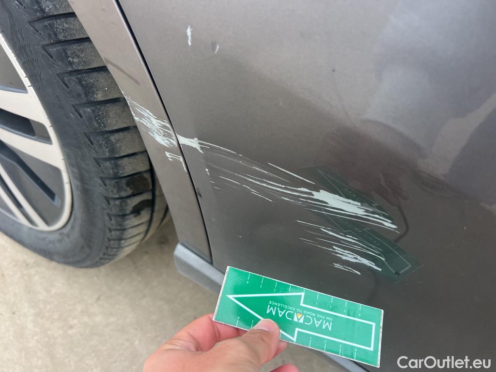  Mercedes  A-Klasse MERCEDES-BENZ Clase A / 2018 / 4P / sedán Sedán A 250 e #2