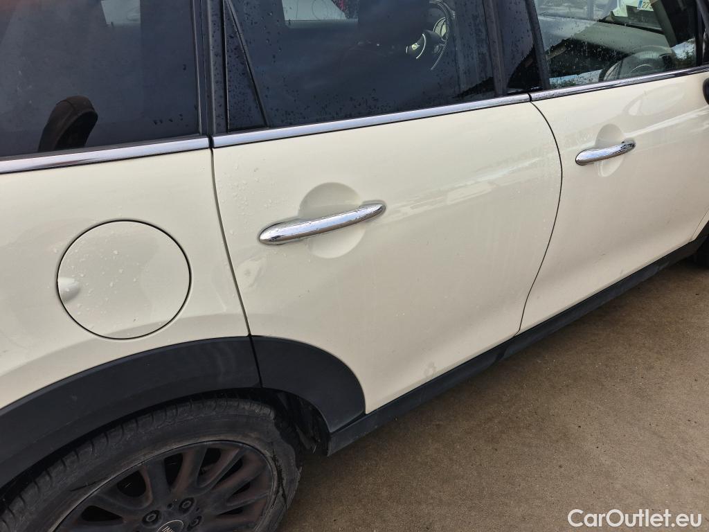  Mini  Cooper MINI MINI / 2014 / 5P / berlina con portón ONE 5 PUERTAS (CX) #29