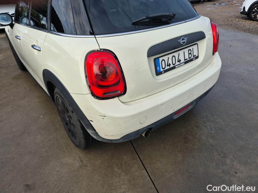  Mini  Cooper MINI MINI / 2014 / 5P / berlina con portón ONE 5 PUERTAS (CX) #16