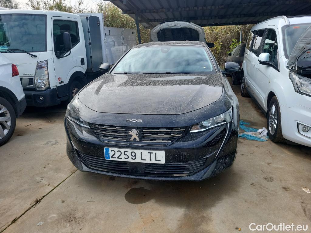  Peugeot  508 PEUGEOT  / 2018 / 5P / berlina con portón 5P Active Pack PureTech 130 S&S EAT8 #23
