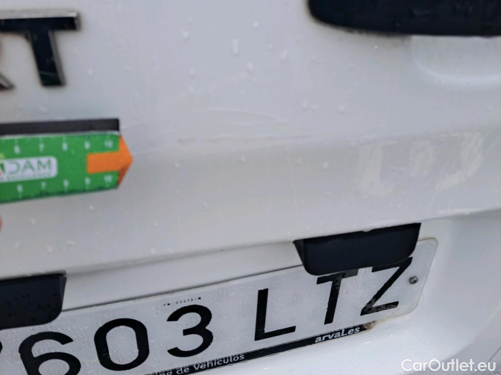  Peugeot  Expert PEUGEOT  / 2016 / 4P / furgón Furgón Premium 1.5 BlueHDi 100 Standard (AC) #33