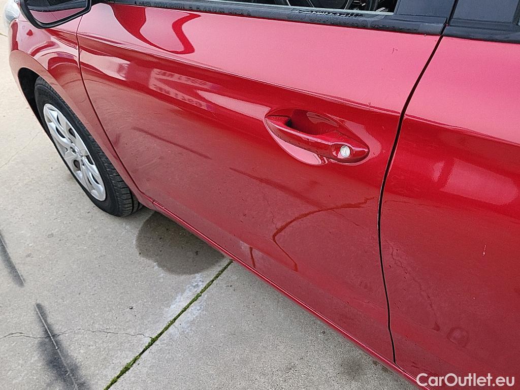  Hyundai  i20 HYUNDAI  / 2018 / 5P / berlina con portón 1.0 TGDI 74kW (100CV) Essence LE(SP)(SL) #6