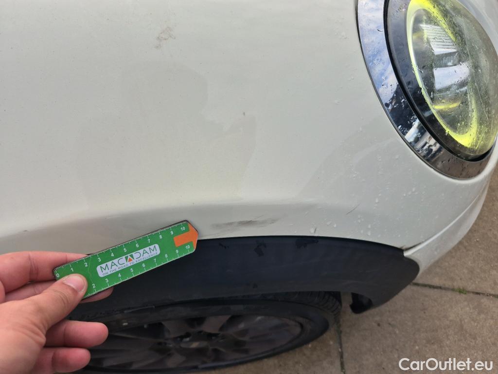  Mini  Cooper MINI MINI / 2014 / 5P / berlina con portón ONE 5 PUERTAS (CX) #26