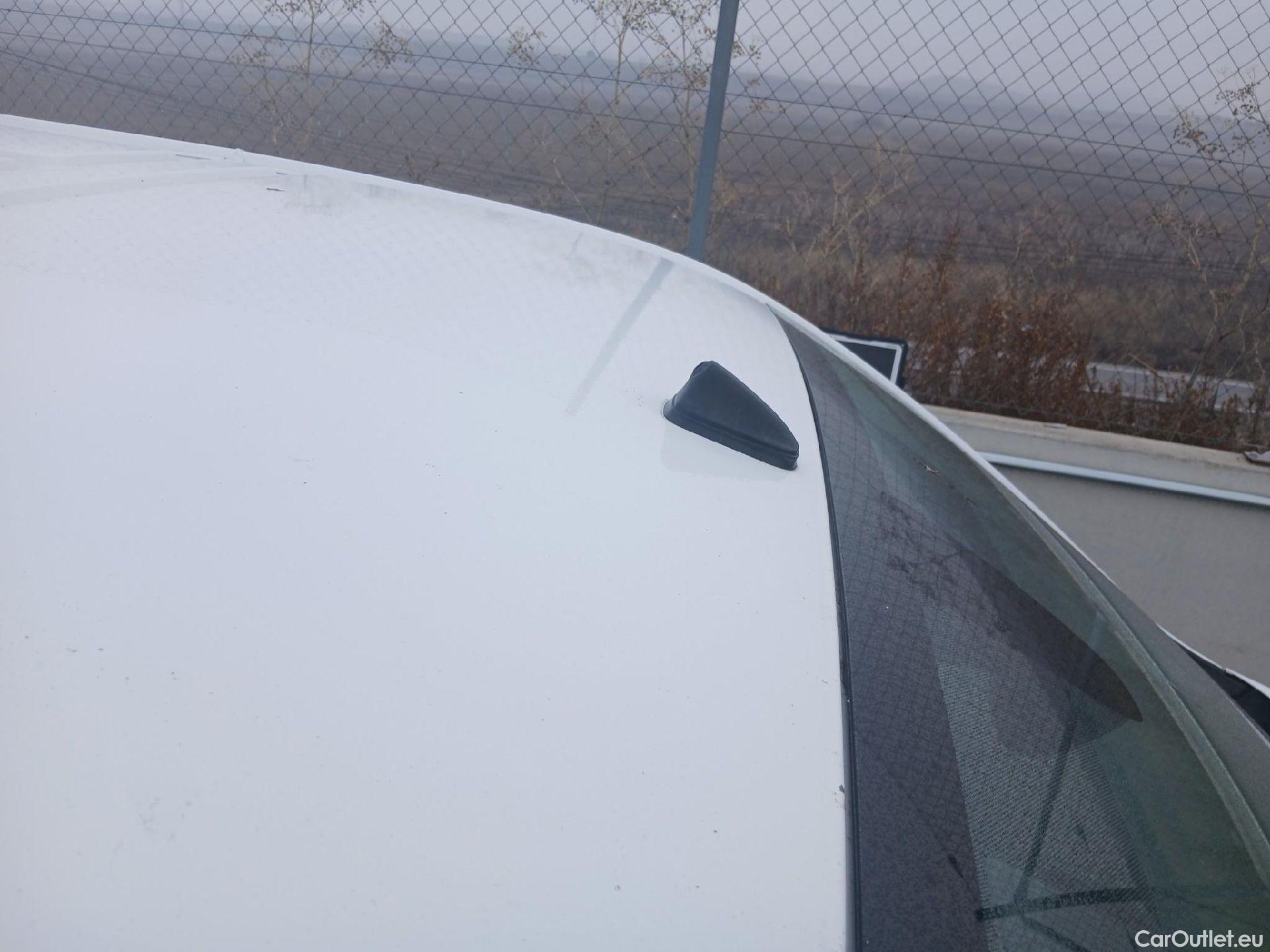  Peugeot  Expert PEUGEOT  / 2016 / 4P / furgón Furgón Premium 1.5 BlueHDi 100 Standard (AC) #27