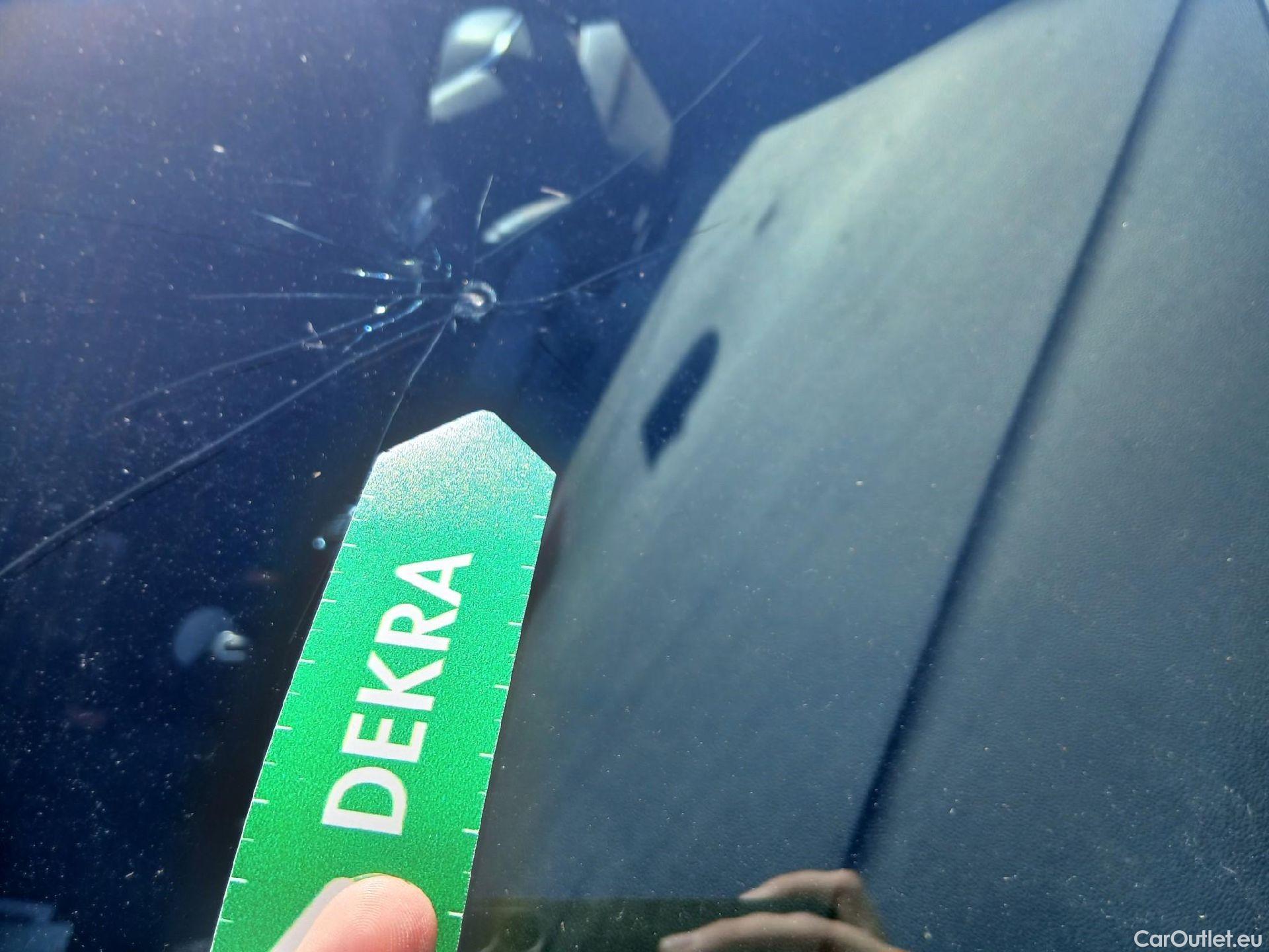  Renault  Captur RENAULT  / 2020 / 5P / todoterreno Intens TCe 90 #28