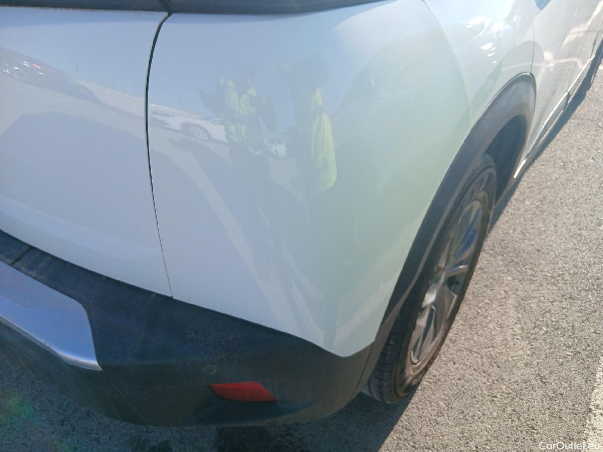  Peugeot  2008 PEUGEOT  / 2019 / 5P / todoterreno Active Pack BlueHDI 81kW (110CV) #15