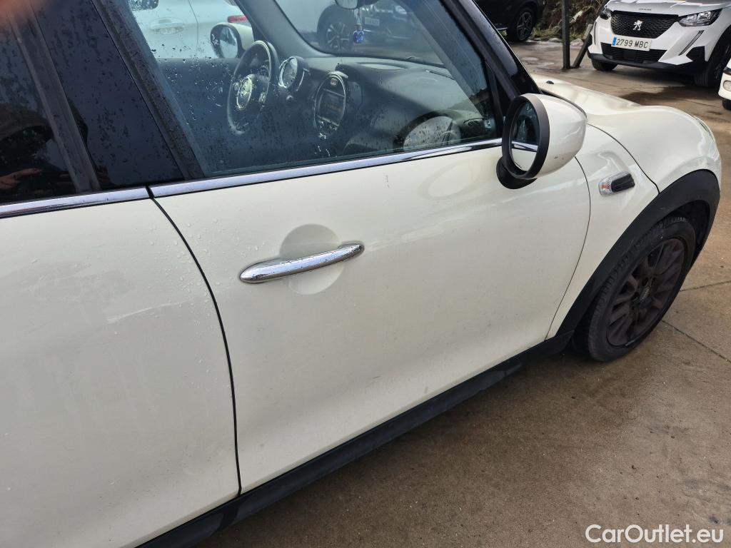  Mini  Cooper MINI MINI / 2014 / 5P / berlina con portón ONE 5 PUERTAS (CX) #27