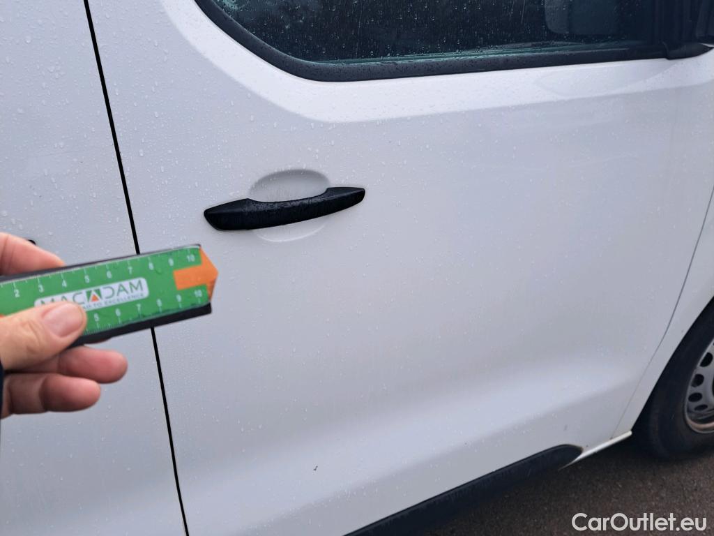  Peugeot  Expert PEUGEOT  / 2016 / 4P / furgón Furgón Premium 1.5 BlueHDi 100 Standard (AC) #30