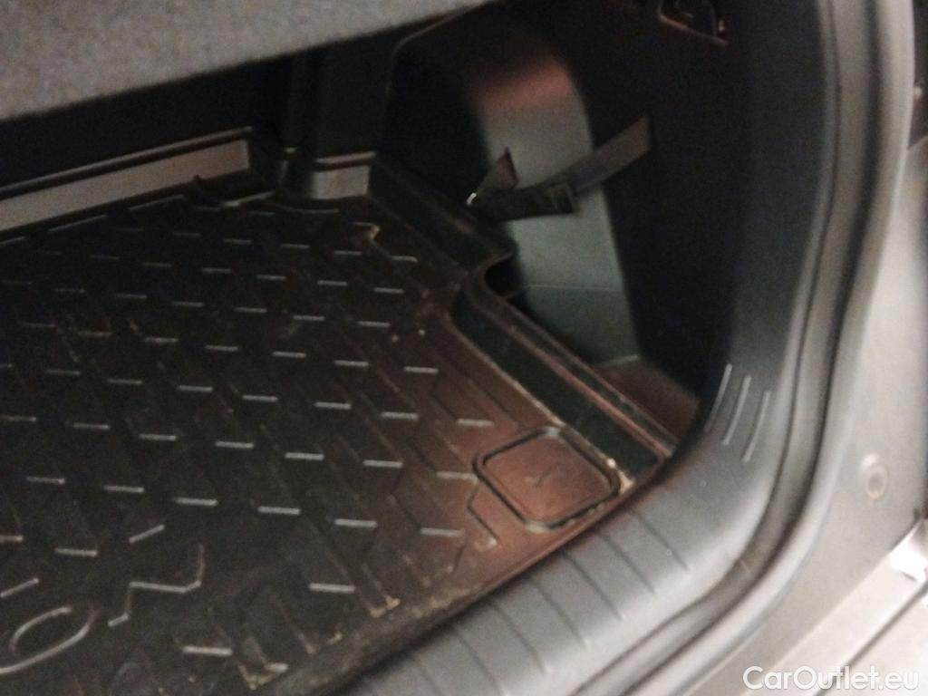  Hyundai  Bayon HYUNDAI  / 2021 / 5P / todoterreno 1.0 TGDI 74kW (100CV) 48V Maxx #4