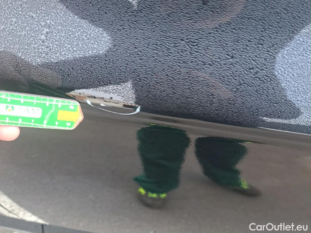  Volkswagen  Passat VOLKSWAGEN  / 2019 / 5P / familiar Variant Business 2.0 TDI 110kW #11