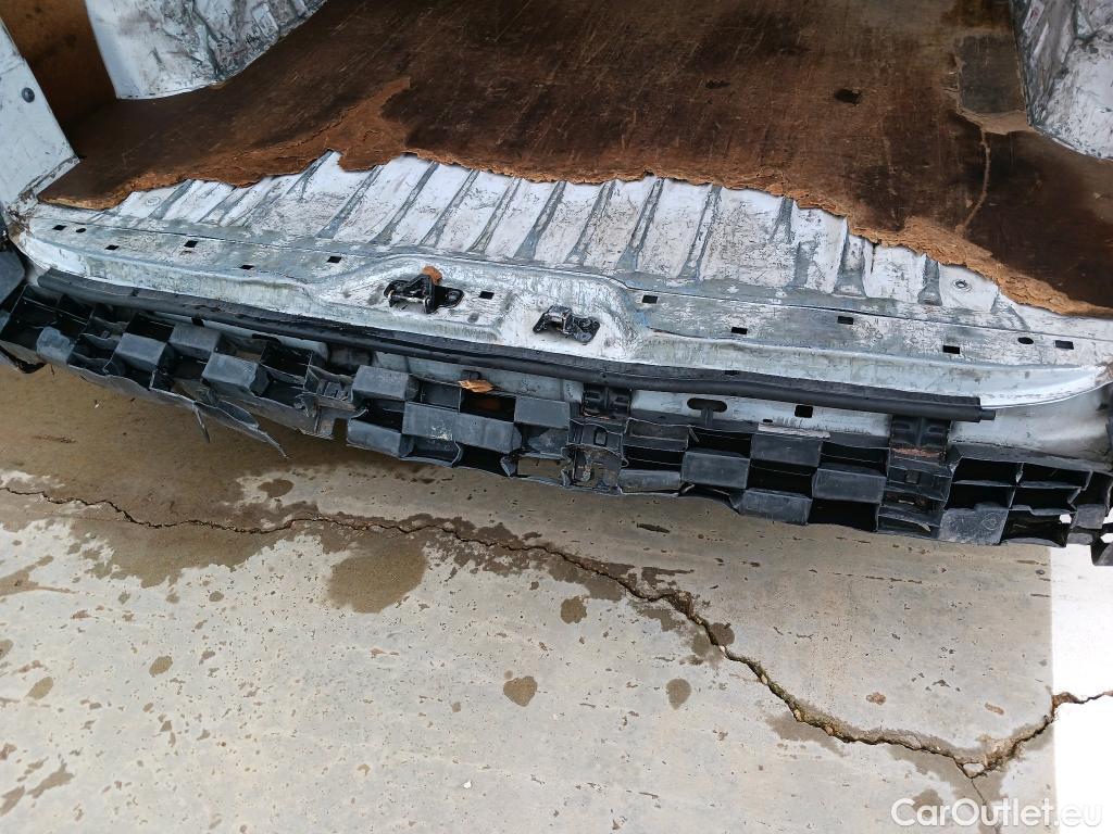  Renault  Master RENAULT TRUCKS UK  VU 4p 3G furgón Red Edition Van FWD 135CV L3H2 #8