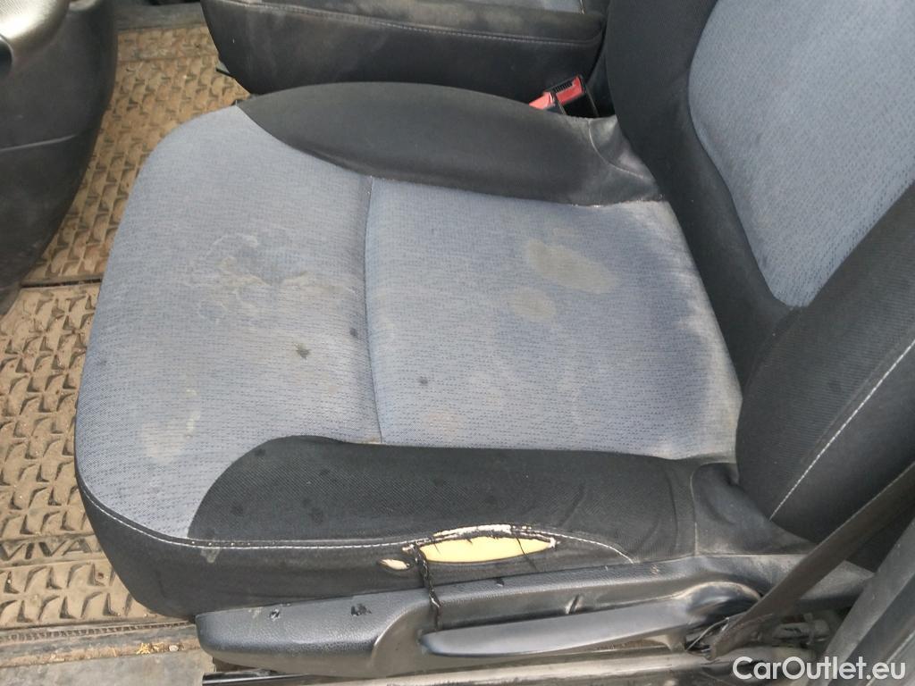  Opel  Vivaro OPEL  / 2014 / 4P / combi 1.6CDTI S/S 92kW (125CV) L1 2.9t Combi-9 #2