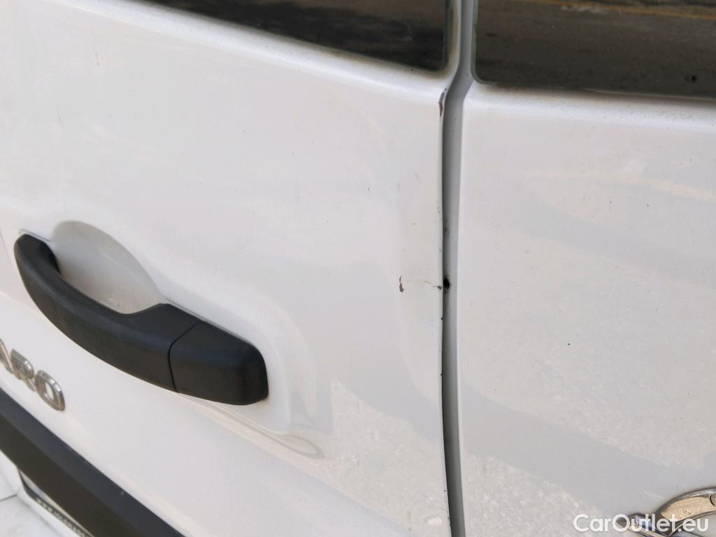  Opel  Vivaro OPEL  / 2014 / 4P / combi 1.6CDTI S/S 92kW (125CV) L1 2.9t Combi-9 #36