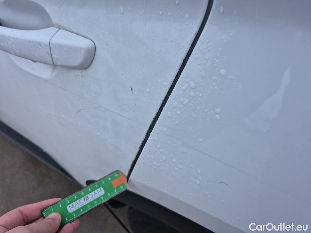  Opel   Grandland X OPEL Grandland / 2021 / 5P / todoterreno 1.5 CDTi Business Edition Auto #15