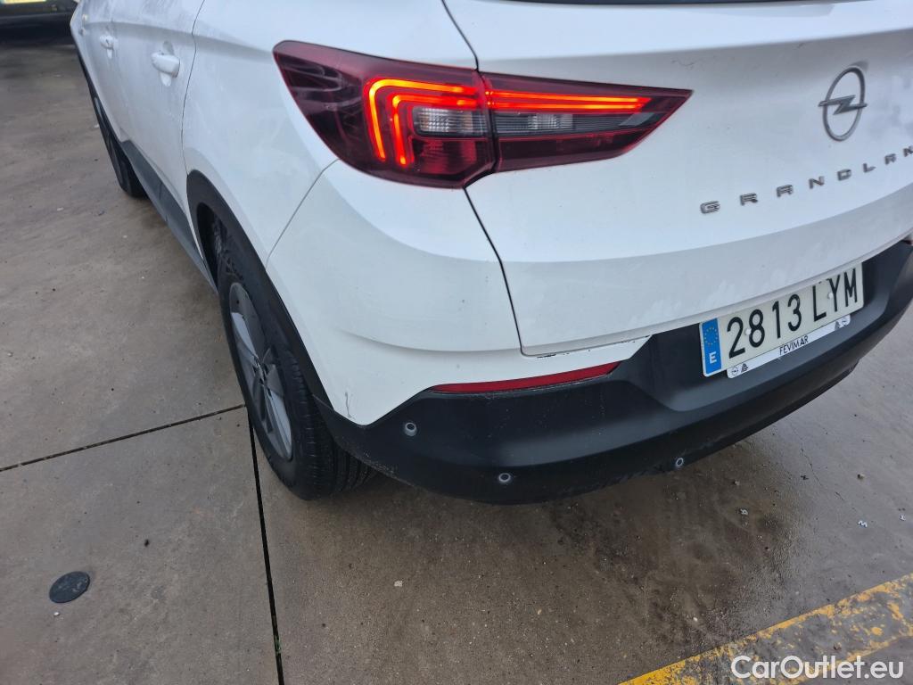  Opel   Grandland X OPEL Grandland / 2021 / 5P / todoterreno 1.5 CDTi Business Edition Auto #25