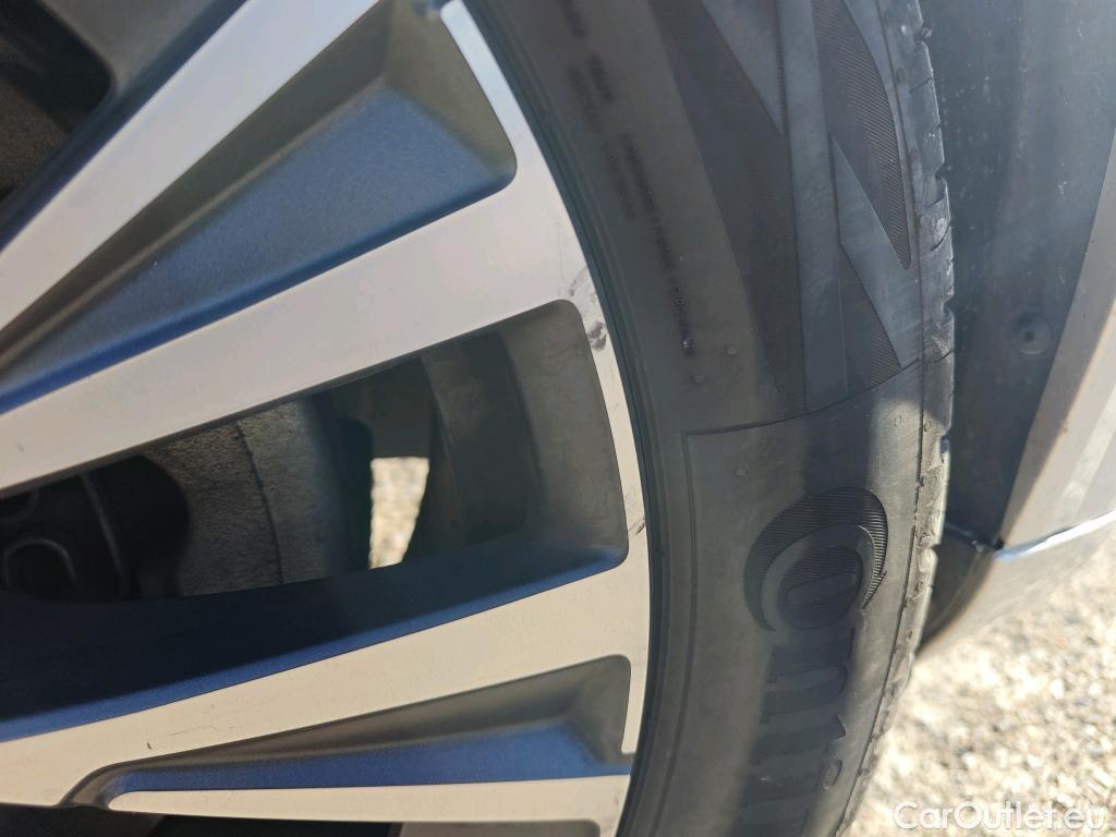  Volvo  XC90 VOLVO  / 2019 / 5P / todoterreno 2.0 B5 D AWD Inscription Auto #28