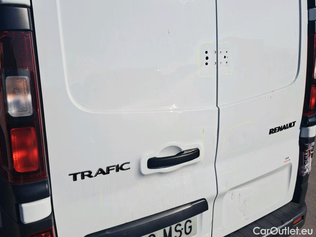  Renault  Trafic RENAULT  / 2021 / 4P / furgón Furgón L1H1 Blue dCi 96 Kw (130 CV) (AC) #15