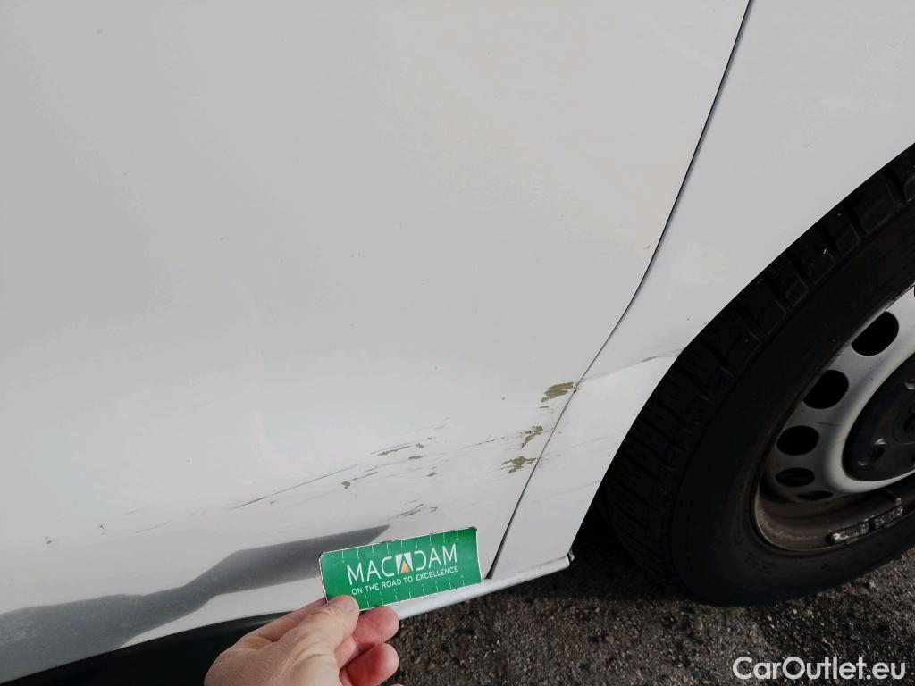  Peugeot  Expert PEUGEOT  / 2016 / 4P / furgón Furgón Premium 1.5 BlueHDi 100 Standard (AC) #24